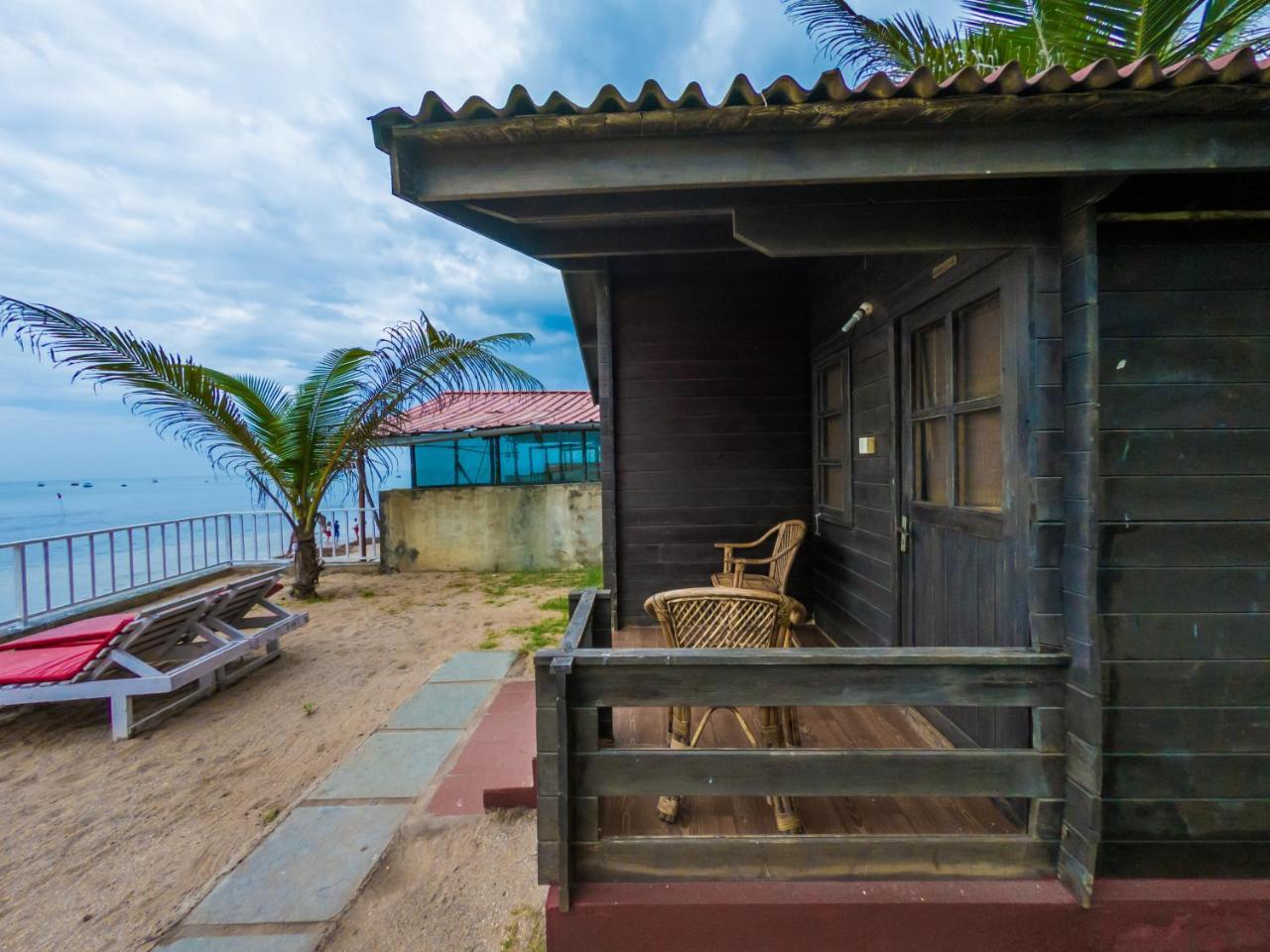 Vista Praia Beach Resort Andžuna Exteriér fotografie