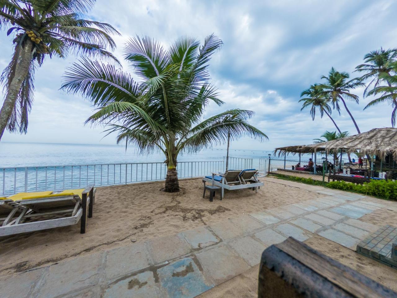 Vista Praia Beach Resort Andžuna Exteriér fotografie